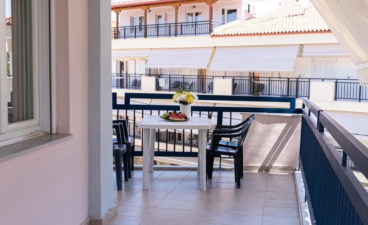 Thalassenia Studios & Apartments 3 Chaniotis Exterior foto